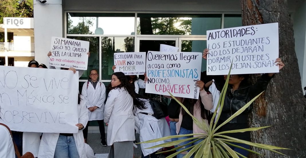 Upaep y BUAP van a paro por estudiantes de medicina asesinados