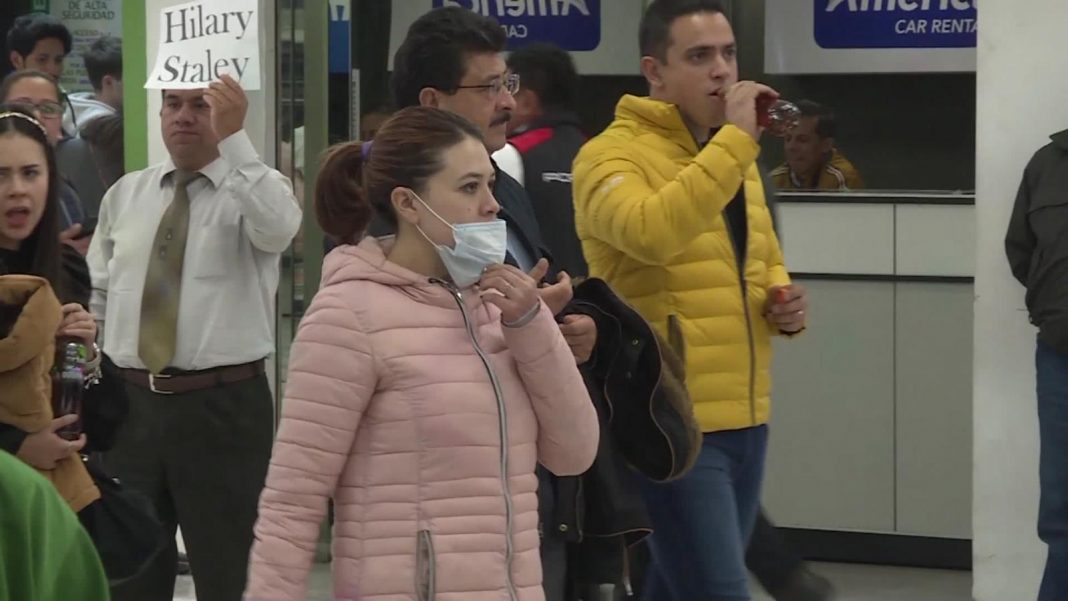 México prevé restricción a ingreso desde EU por coronavirus