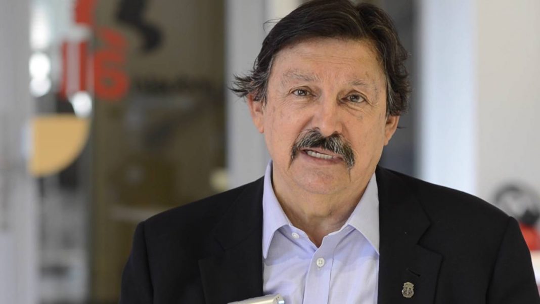 Napoleón busca criminalizar el outsourcing, pero… ¿y sus cuentas pendientes?