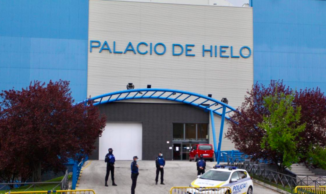Madrid convierte centro comercial en morgue por coronavirus