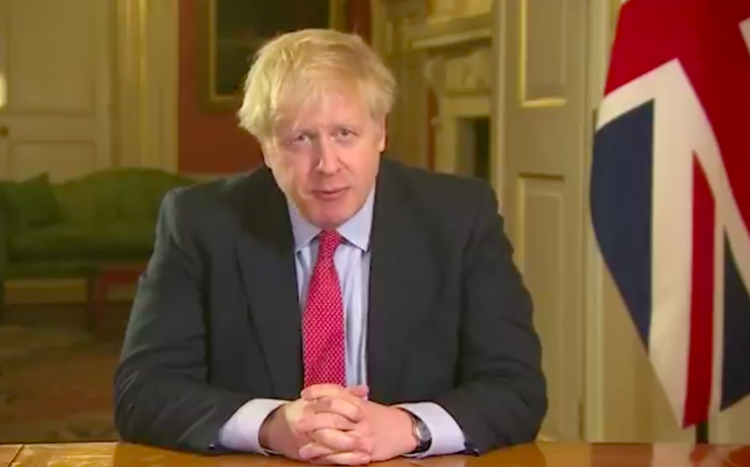Boris Johnson es llevado a cuidados intensivos