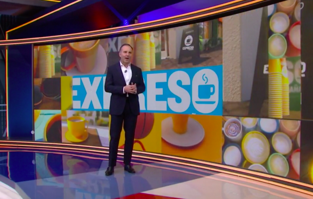 ¿Quiénes acompañan a Esteban Arce en su programa?