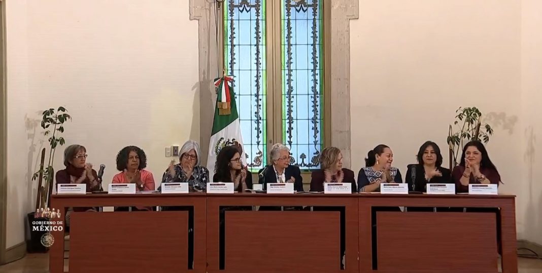 Mujeres del gabinete dan respaldo a AMLO frente a paro nacional