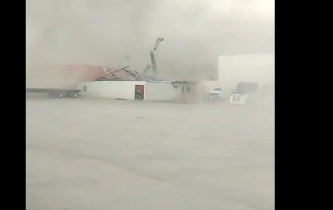Tornado sacude Nuevo León
