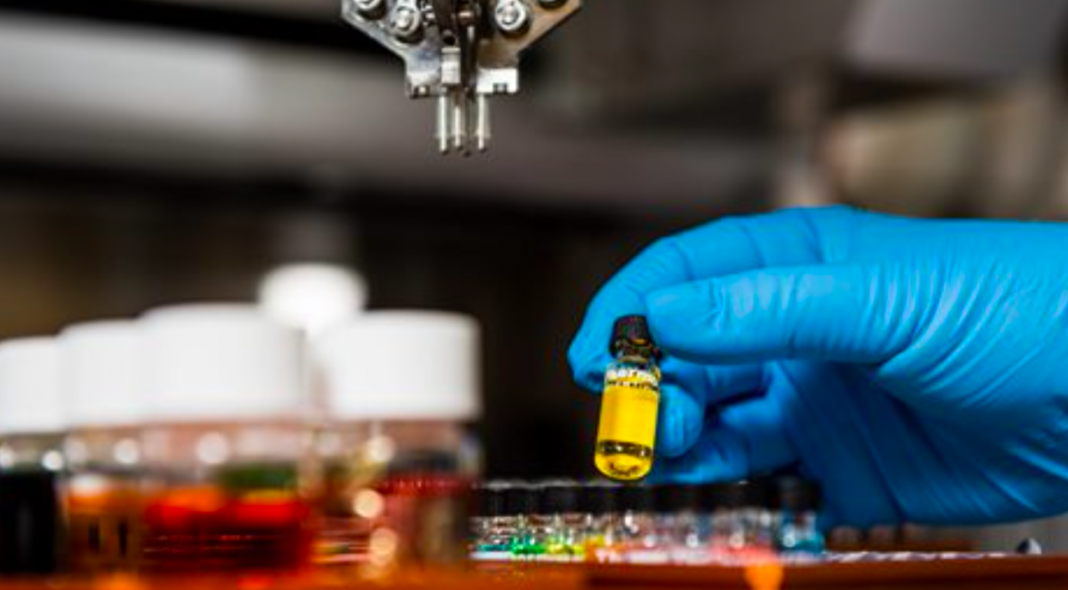 ¿Qué especies pueden transmitir el SARS-CoV-2 a humanos?