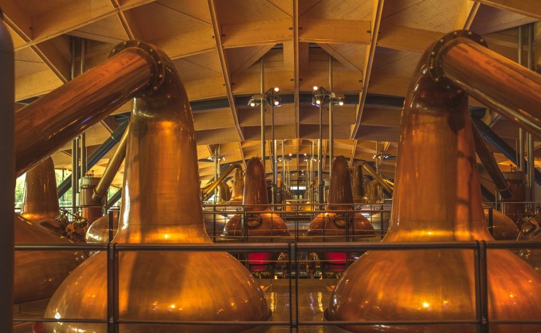 8 marcas imprescindibles para los amantes del whisky