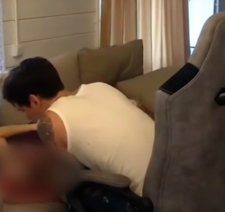 Youtuber dejó morir a su novia congelada por desafío