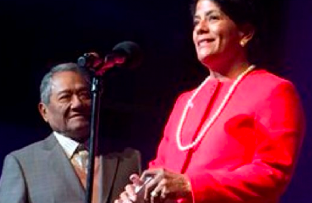 Hija menor de Manzanero, positiva a COVID-19