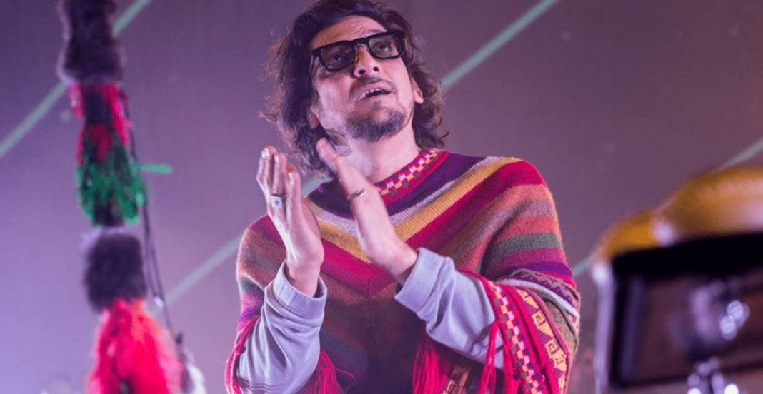 Twitter elimina cuenta de Larregui, ¡pedía no vacunarse vs COVID-19!