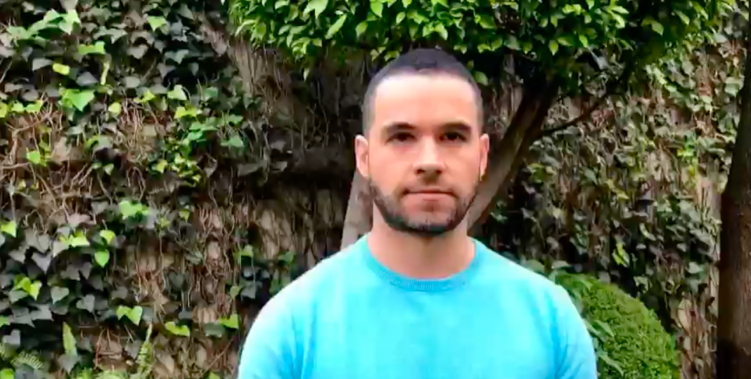 Eleazar Gómez reaparece tras obtener libertad condicional