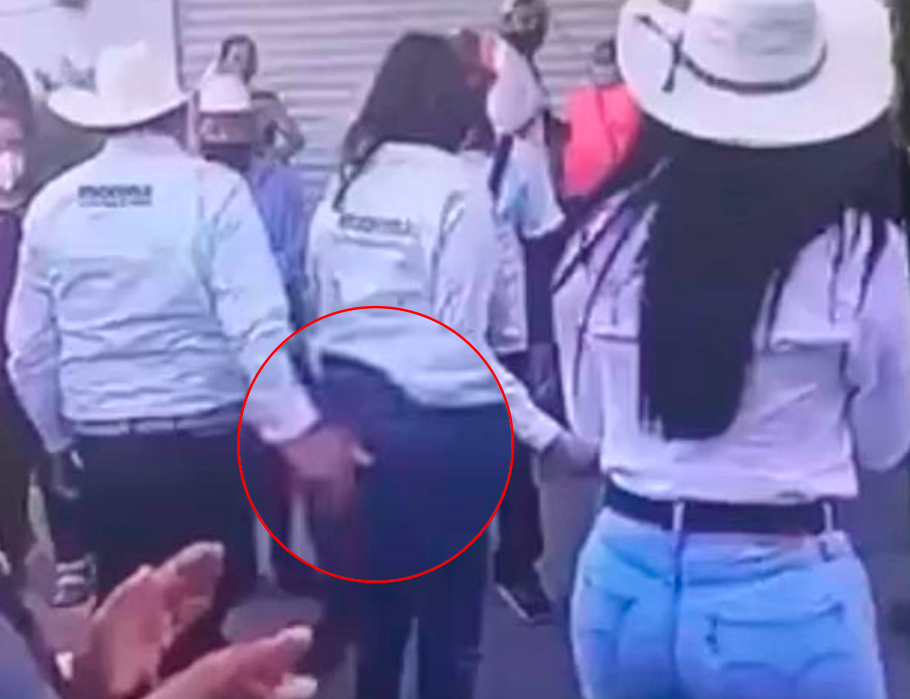 David Monreal es captado tocando inapropiadamente a colega