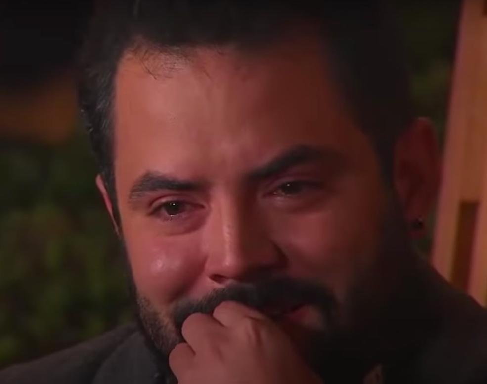 José Eduardo Derbez llora con mensaje a Eugenio Derbez