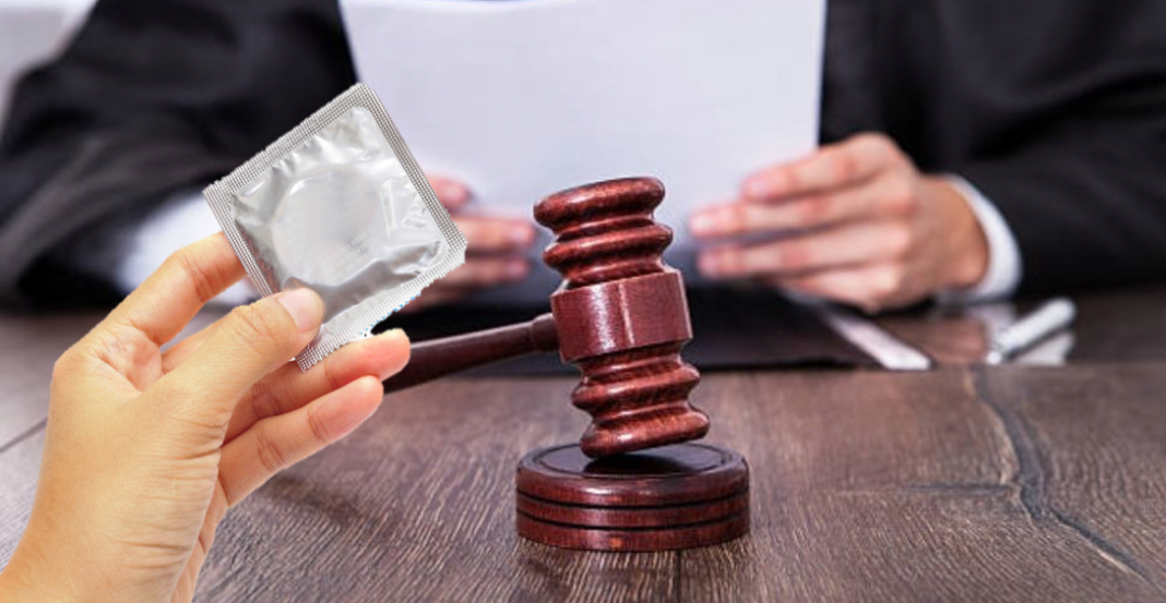 Juez libera a acusado de violación porque usó condón