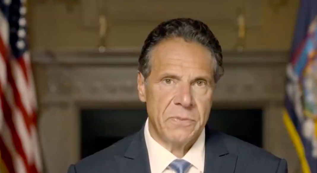 Cuomo acosó sexualmente a 11 mujeres: fiscal de NY