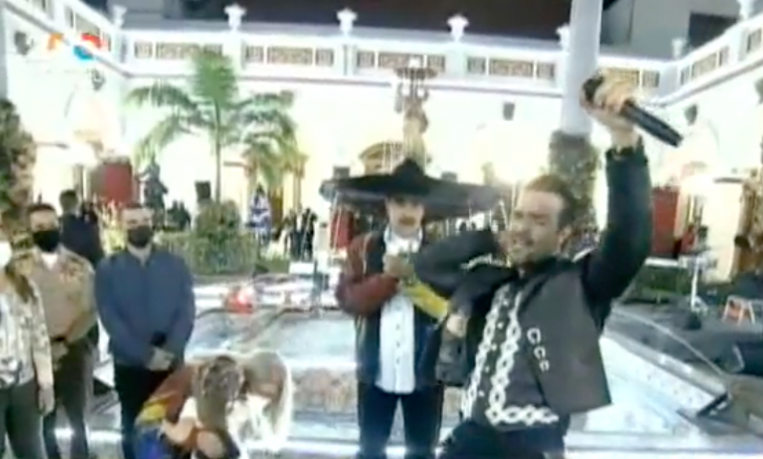 Pablo Montero canta a Nicolás Maduro en su cumpleaños