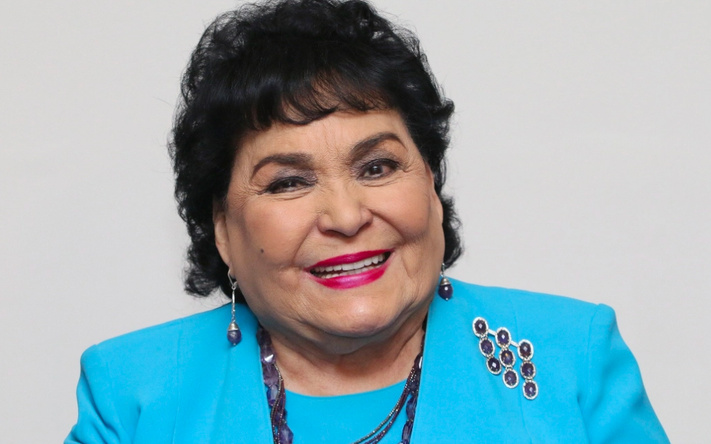Reportan estable a Carmen Salinas tras gastrostomía y traqueotomía