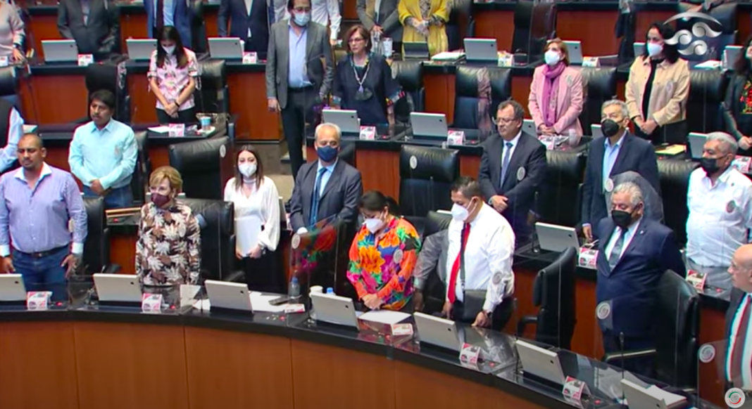 Senado aprueba promoción a revocación de mandato