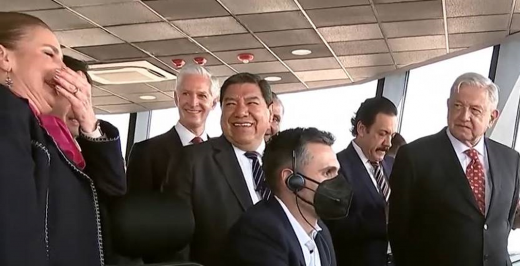 Gutiérrez Müller hace chiste de EPN en inauguración del AIFA