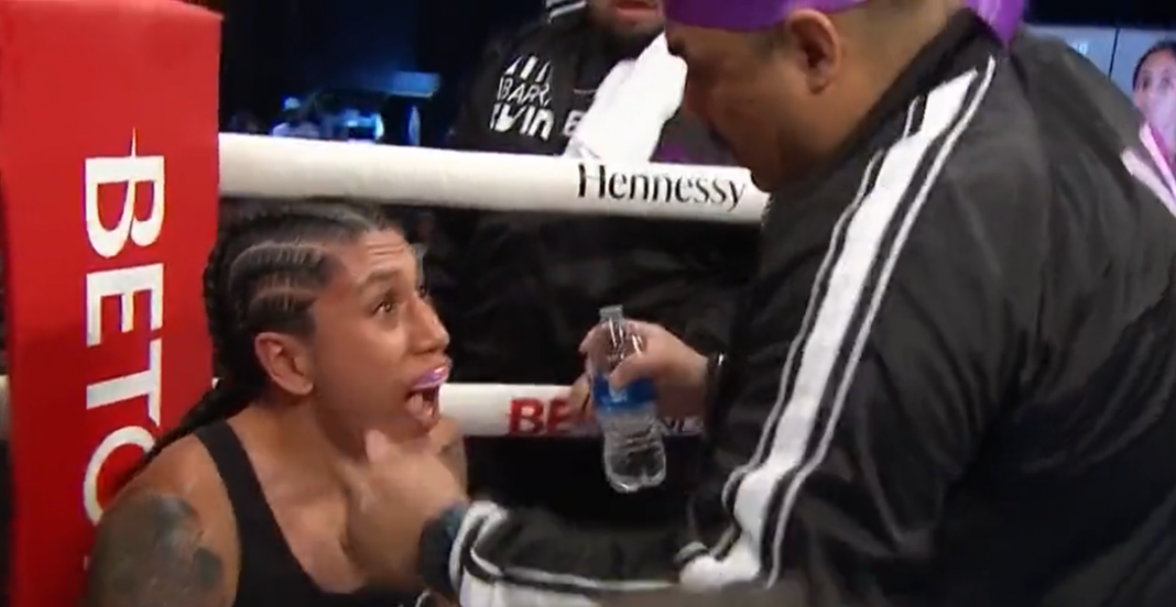 «Solo quiero llegar con mi hijo»: boxeadora mexicana abandona pelea