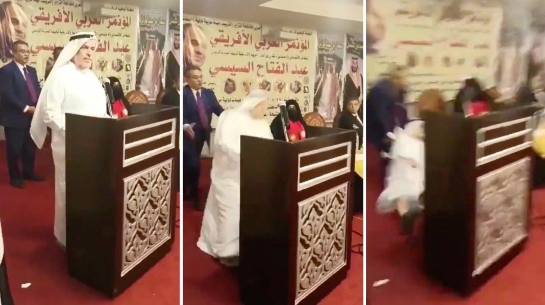 Embajador de Arabia Saudita muere durante discurso