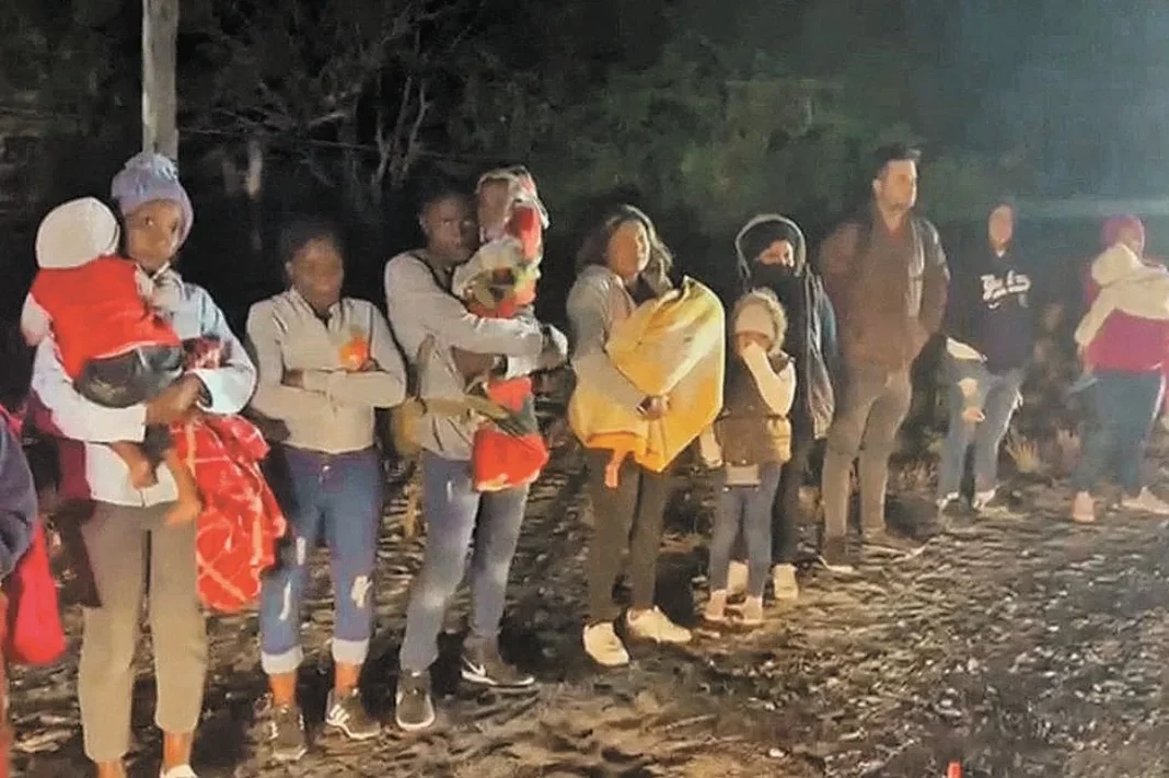 Rescatan a migrantes secuestrados en San Luis Potosí