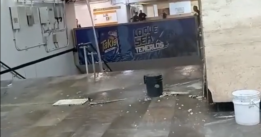 Se desploma techo de estación Eugenia de la línea 3 del Metro CDMX